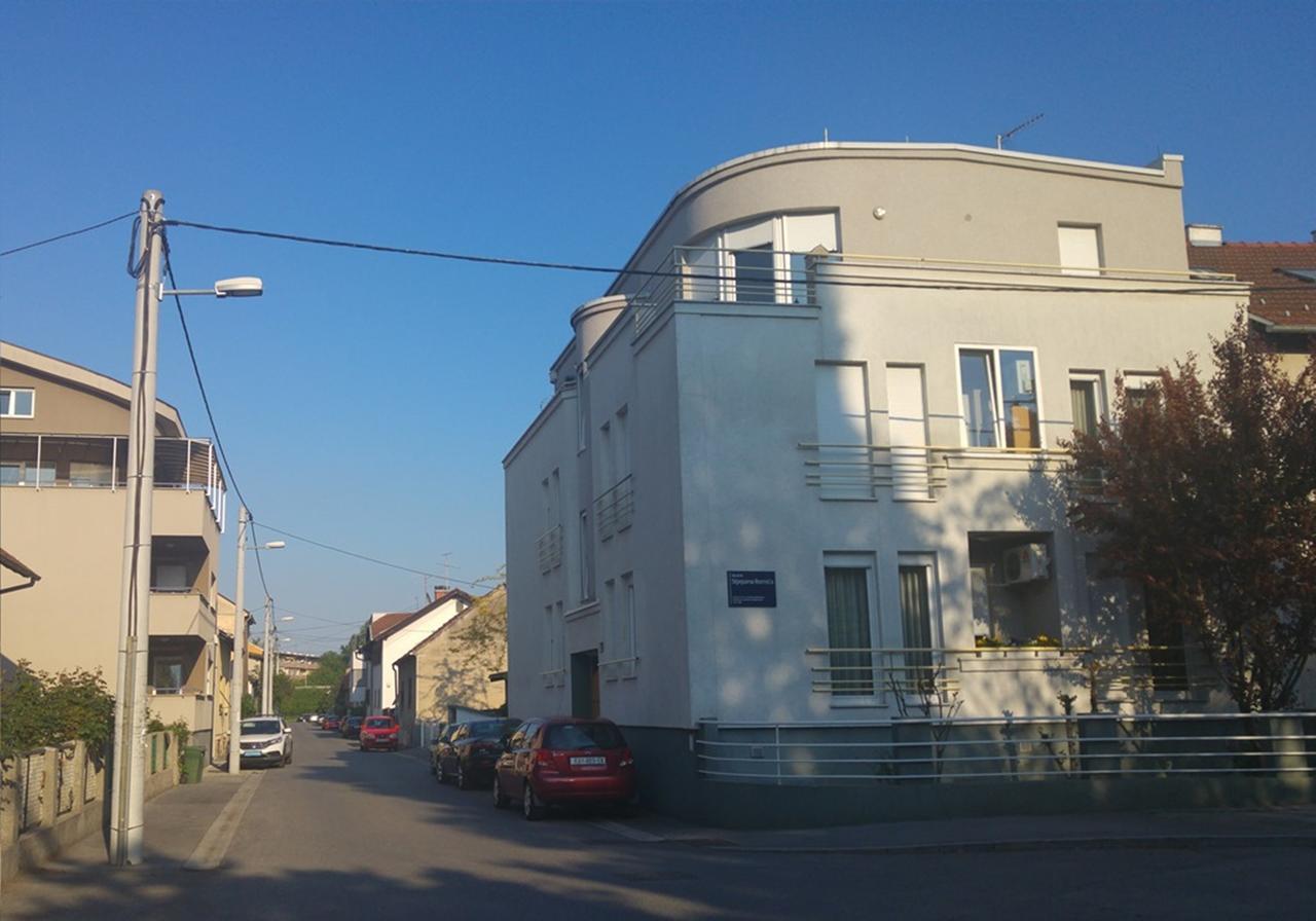 Old Clock Apartment 萨格勒布 外观 照片